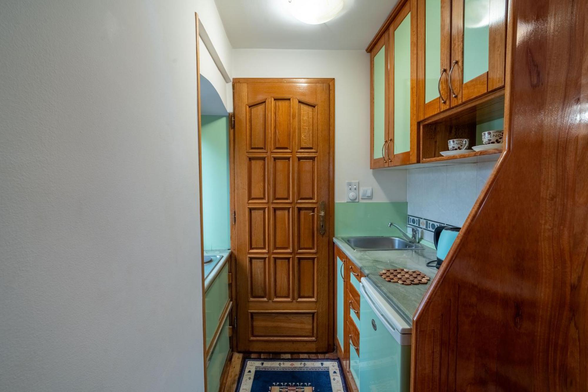Studios Belvi Kotor Extérieur photo