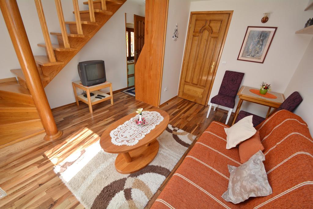 Studios Belvi Kotor Extérieur photo