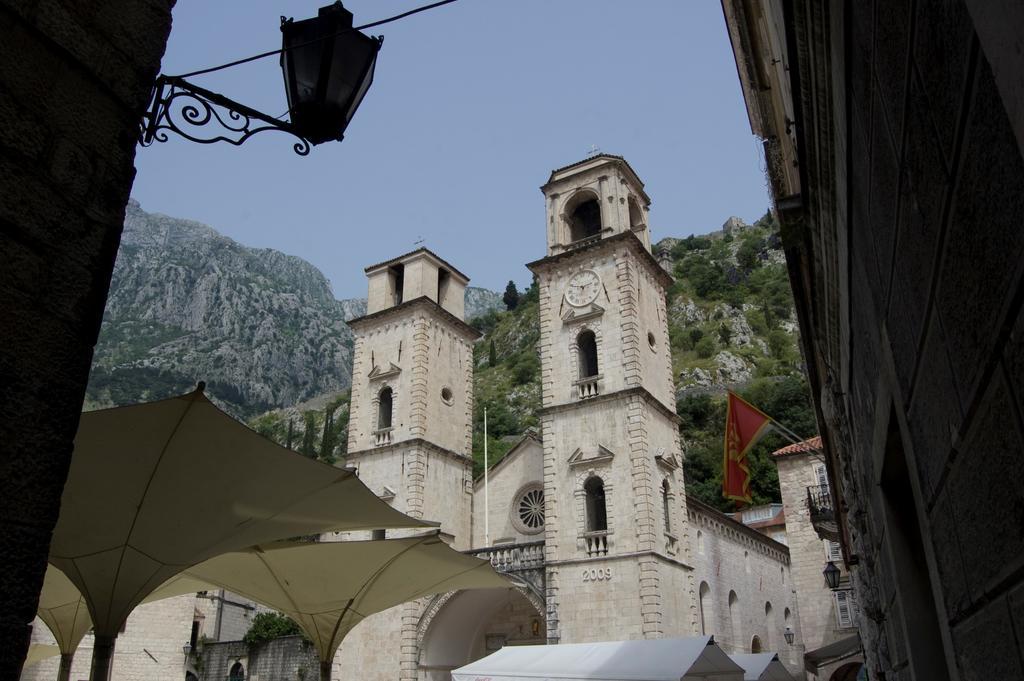 Studios Belvi Kotor Extérieur photo